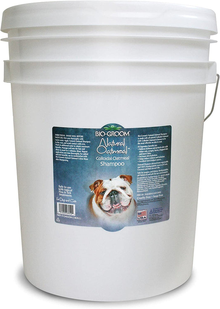 Natural Oatmeal Anti-Itch Dog and Cat Shampoo, 5-Gallon